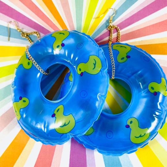 Adorable Duckie Bright Blue Pool Float Earrings summertime fun KAWAII - Picture 4 of 5